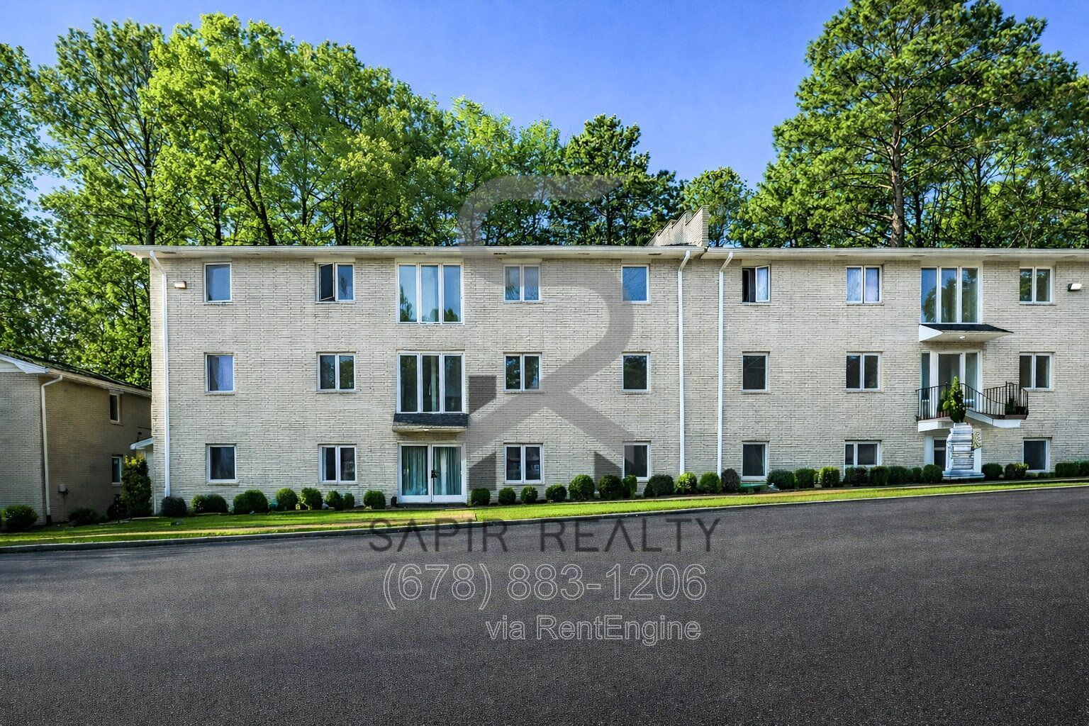 Limited-Time Offer!
Be among the FIRST 10 applicants for this listing and enjoy ZERO application fees—completely FREE. property image