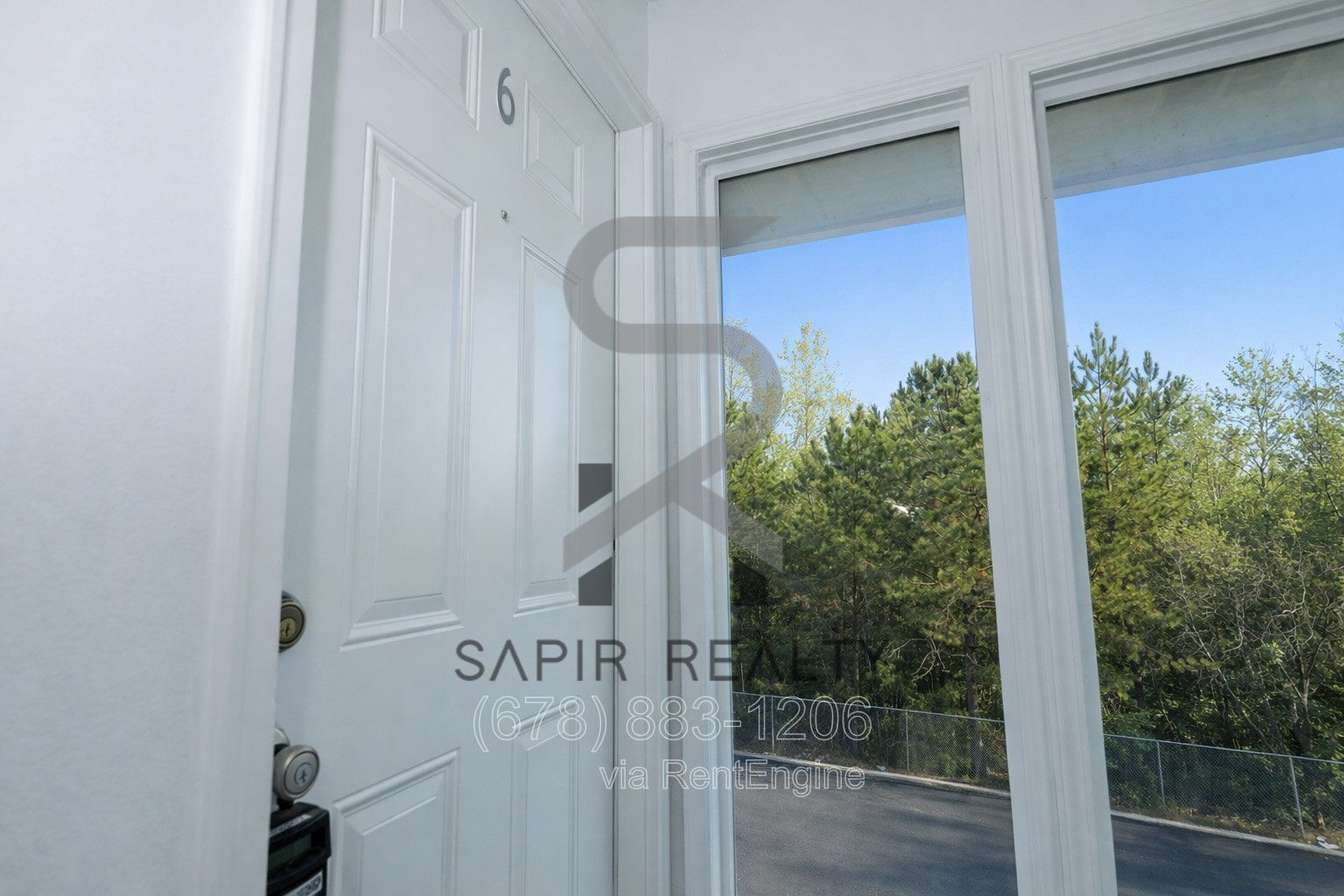 Limited-Time Offer!
Be among the FIRST 10 applicants for this listing and enjoy ZERO application fees—completely FREE. property image