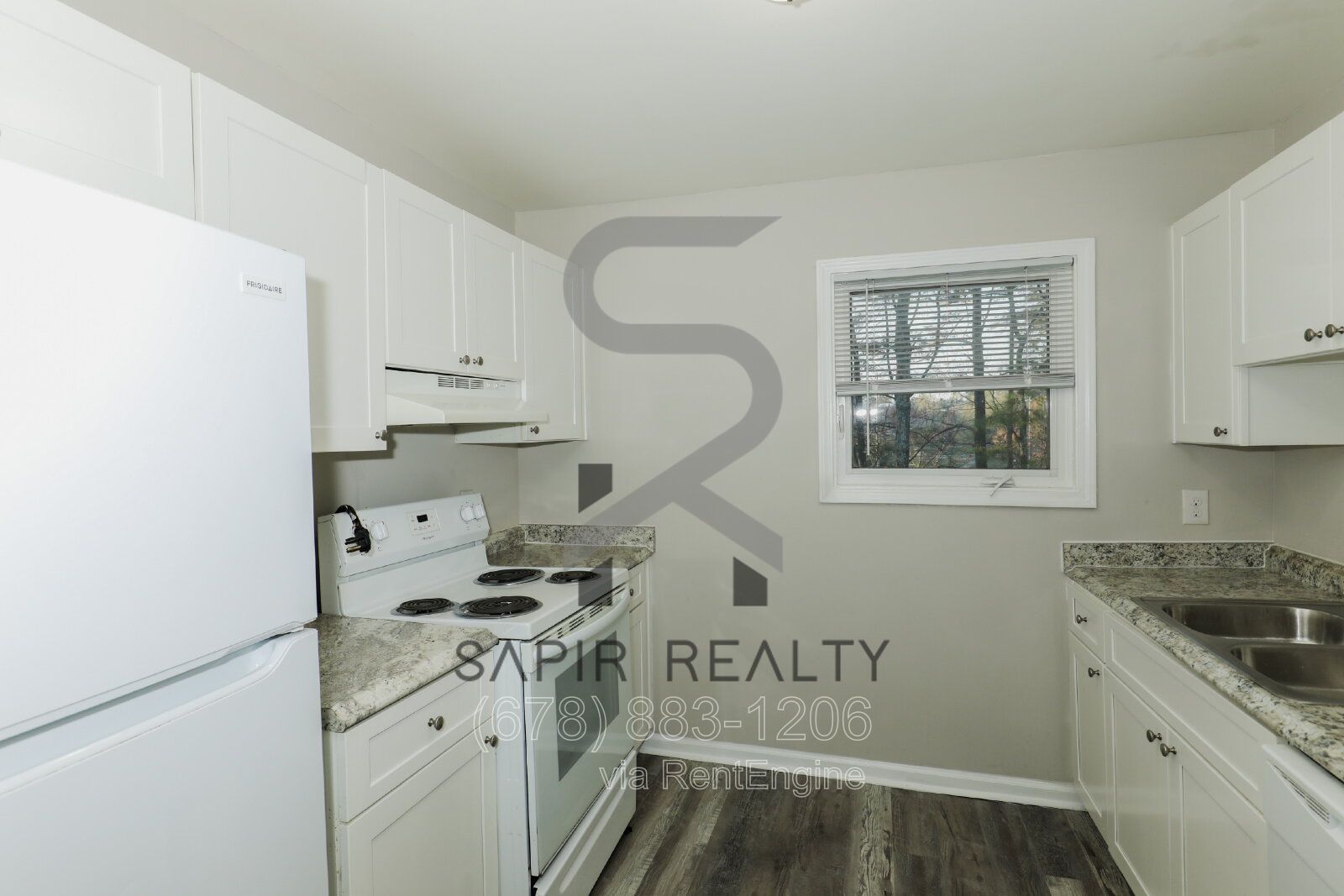 Limited-Time Offer!
Be among the FIRST 10 applicants for this listing and enjoy ZERO application fees—completely FREE. property image