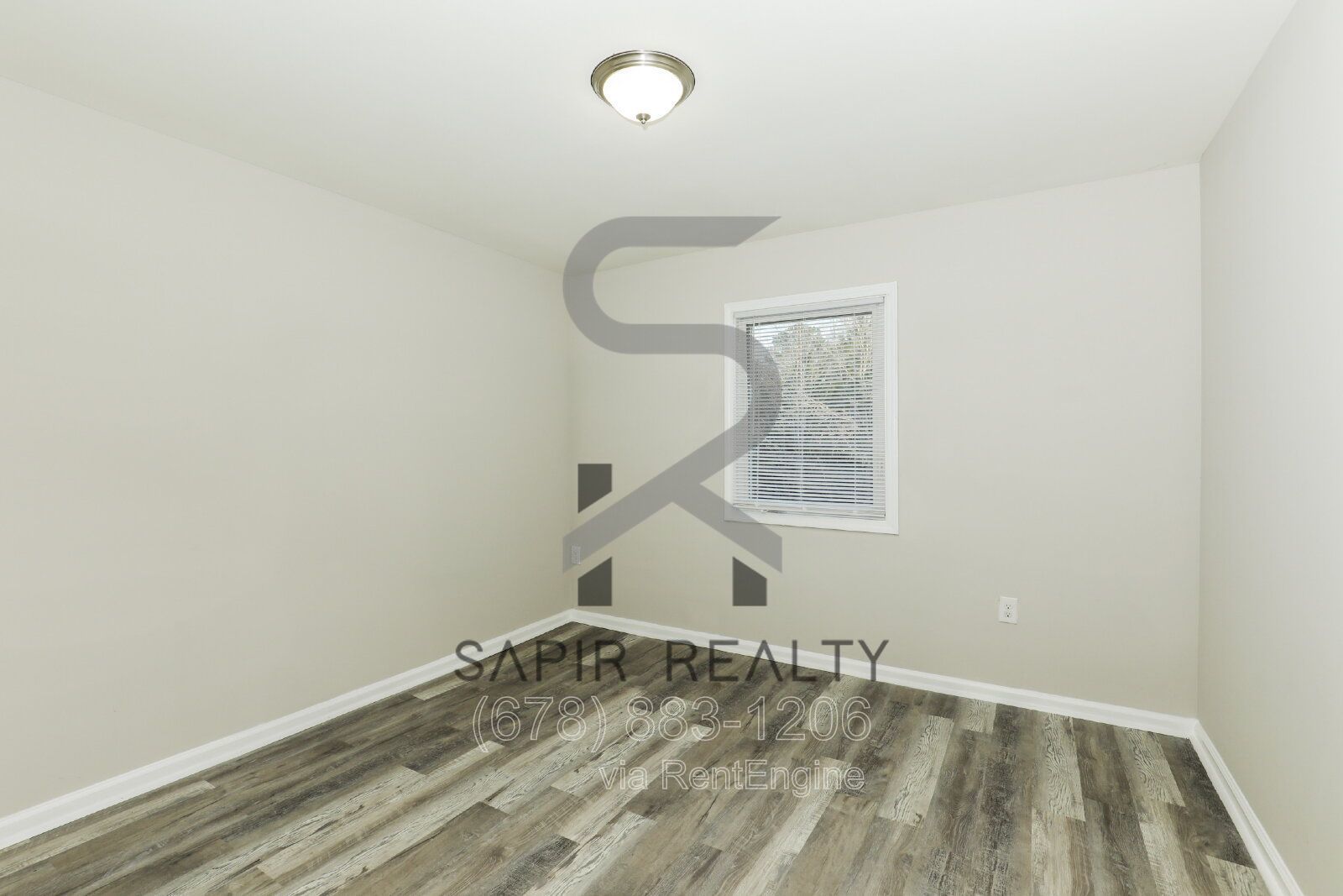 Limited-Time Offer!
Be among the FIRST 10 applicants for this listing and enjoy ZERO application fees—completely FREE. property image