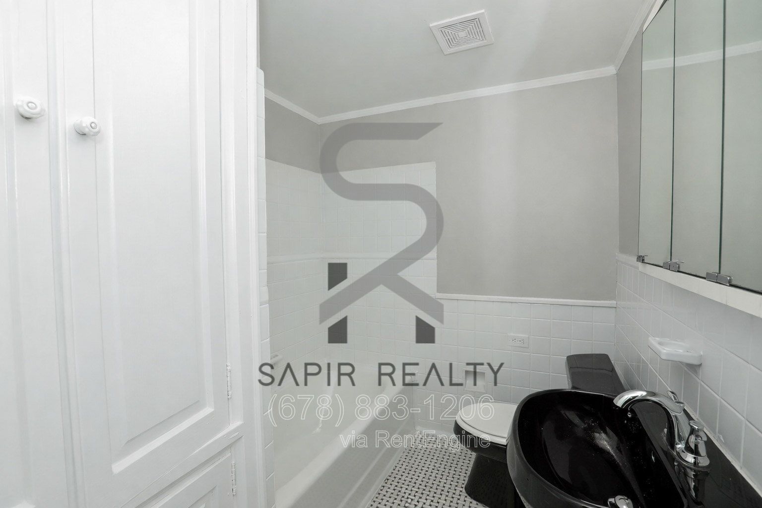 Your Expansive 5BR Home Awaits in Adams Park property image