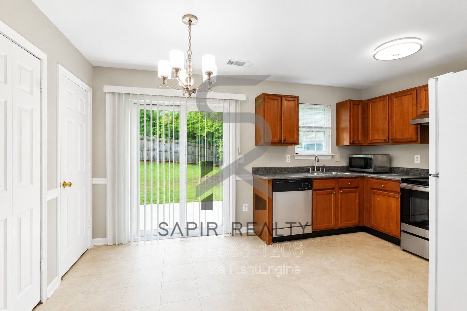 Chestnut Lake Preserve Gem – Beautiful 4BR Home in Lithonia property image