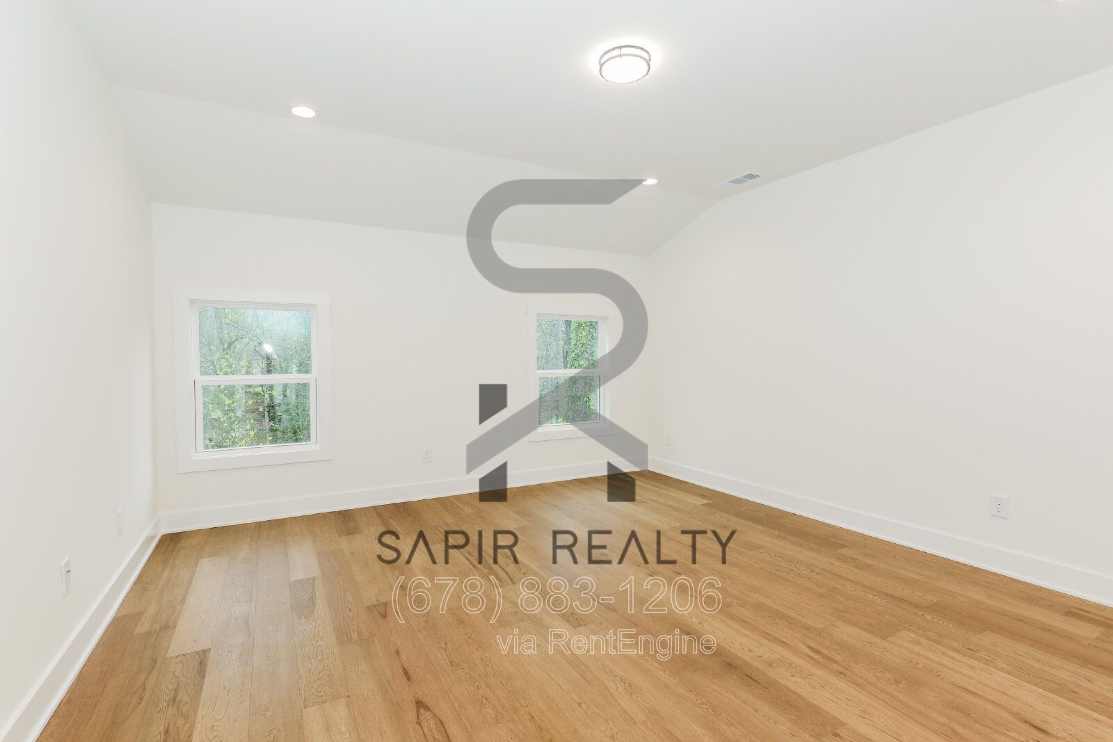 NEW LUXURY 5BR HOME | 10FT CEILINGS | NEAR LAKE LANIER | MOVE-IN READY property image