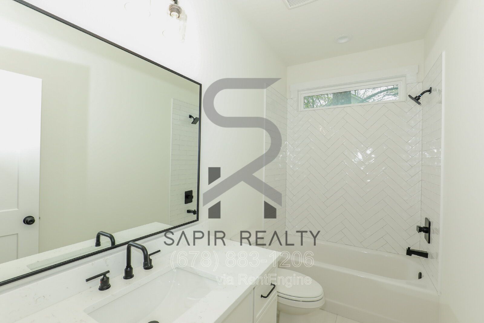 NEW LUXURY 5BR HOME | 10FT CEILINGS | NEAR LAKE LANIER | MOVE-IN READY property image