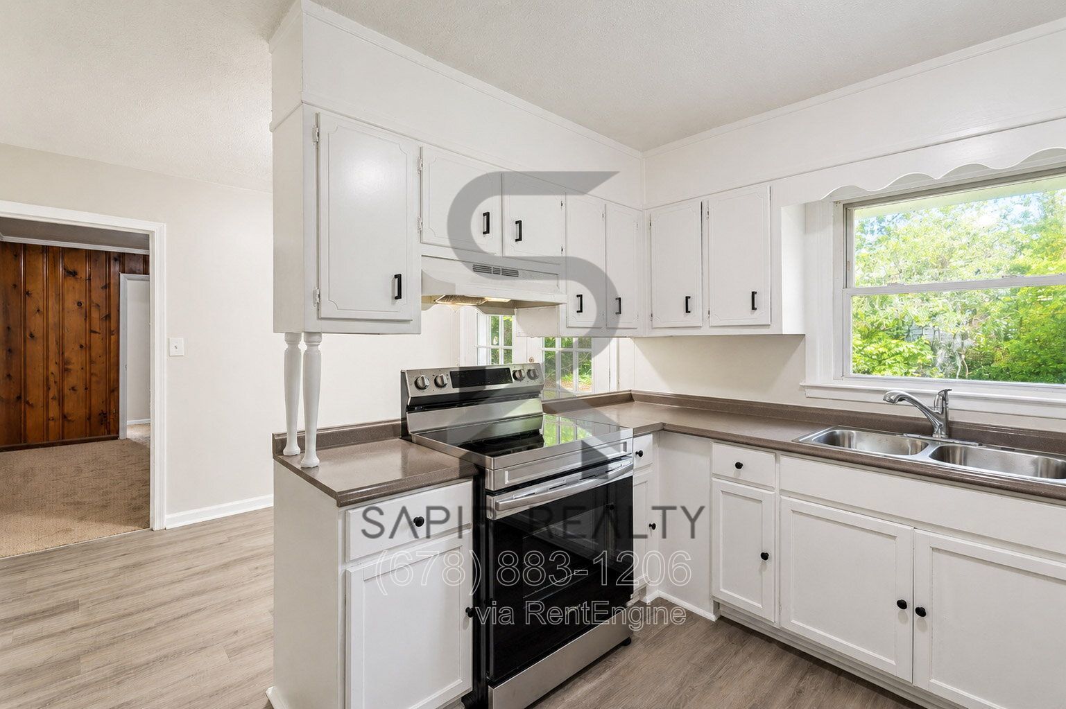 Paws Welcome! Charming 3BR Home in Historic Lithonia property image