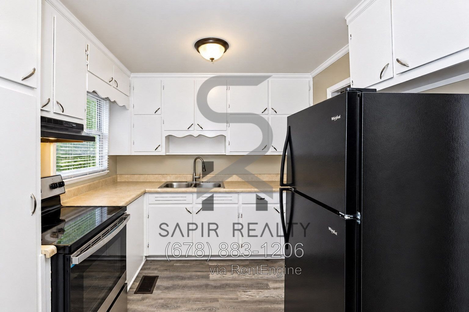 Spacious Home in Glenrose Heights – Convenient South Atlanta Location property image