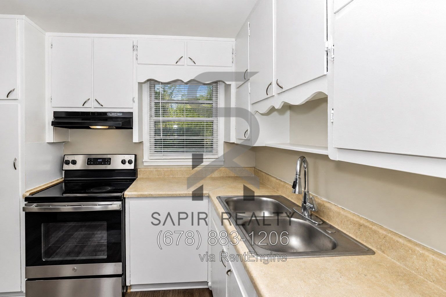 Spacious Home in Glenrose Heights – Convenient South Atlanta Location property image