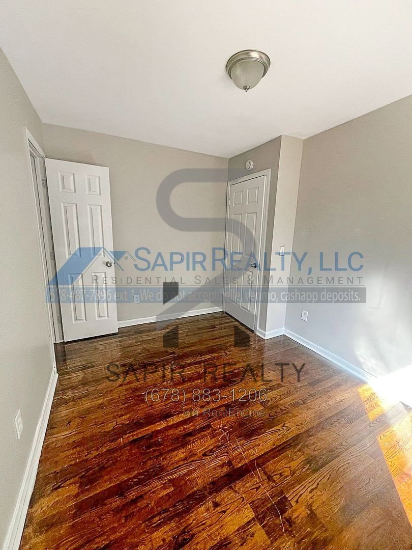 Charming 3-Bed Oasis in Atlanta - Cozy 1104 Sq. Ft. Home on Browntown Rd! property image