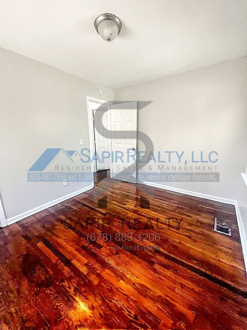 Charming 3-Bed Oasis in Atlanta - Cozy 1104 Sq. Ft. Home on Browntown Rd! property image